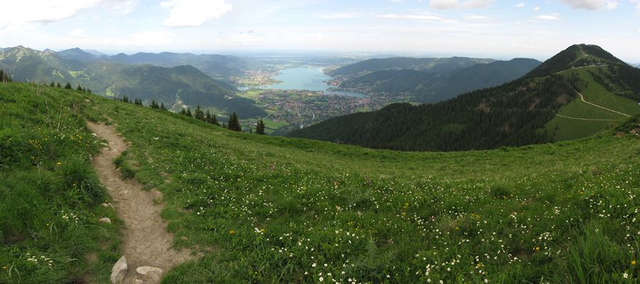 Blick vom Setzberg ins Tegernseer Tal